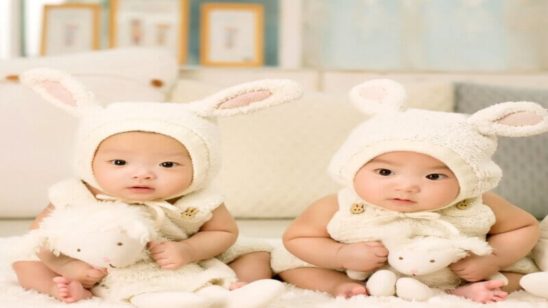 Comment allaiter des jumeaux ?