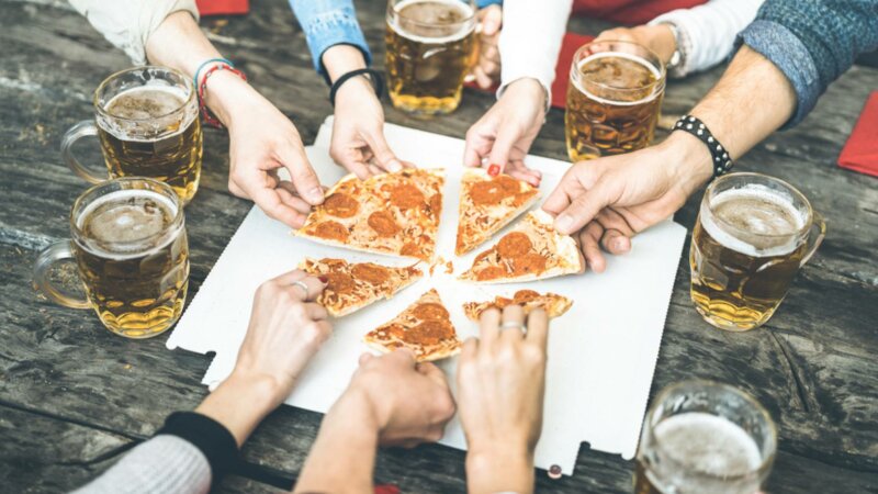 Pourquoi vivre à proximité d’un bar ou d’un fast-food est mauvais pour le cœur