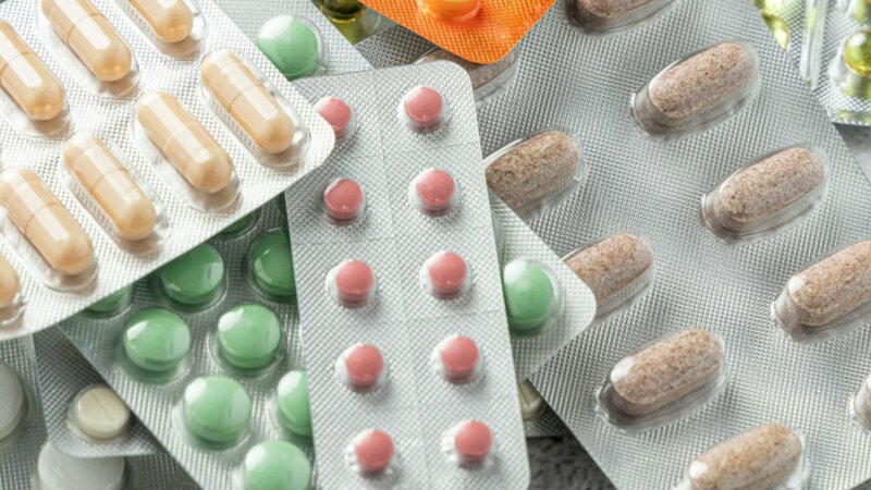 Trop de médicaments, un danger pour les séniors