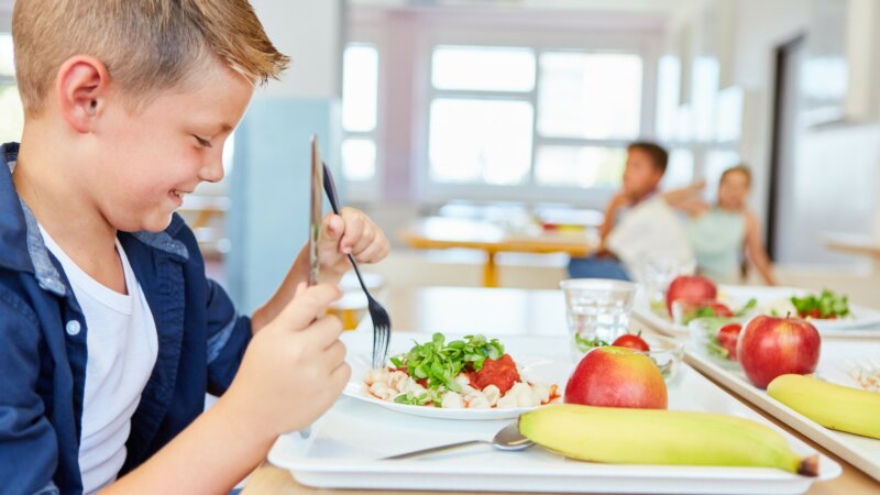 Cantine : quelles règles nutritionnelles en milieu scolaire ?