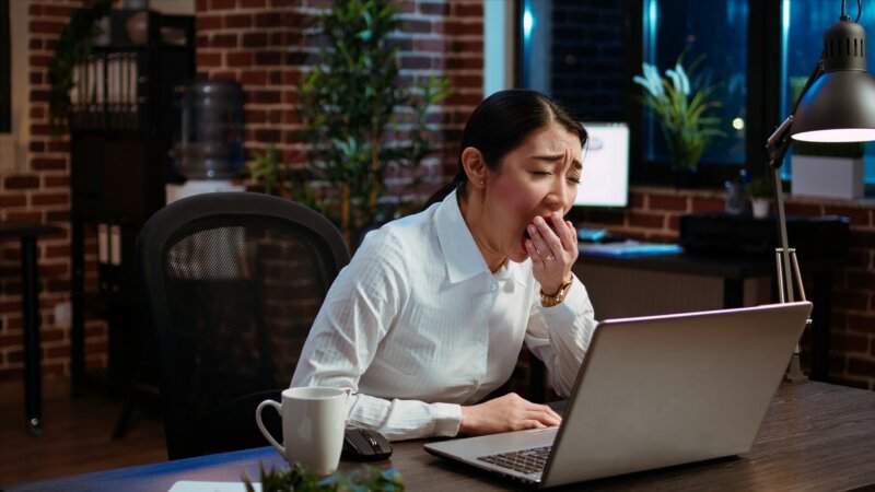 Repousser l’heure du coucher : quand la procrastination s’applique aussi au sommeil