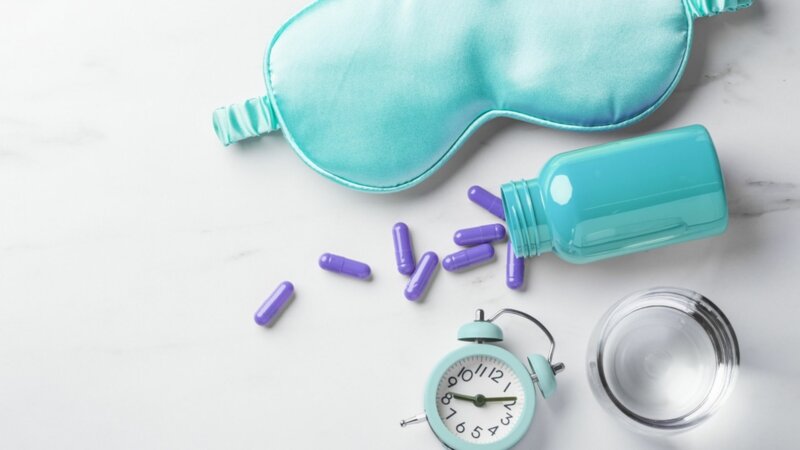 Insomnie : la mélatonine, remède miracle ou fausse promesse ?