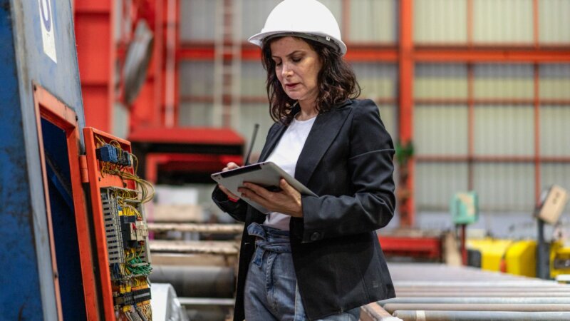 Retour au travail après un cancer du sein : « il faut éduquer les entreprises et les managers »