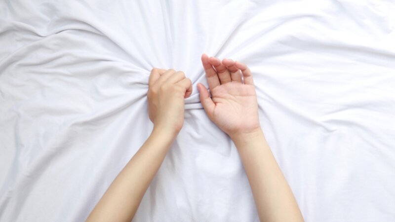 Sexe : comment dire à mon partenaire qu’il s’y prend mal ?