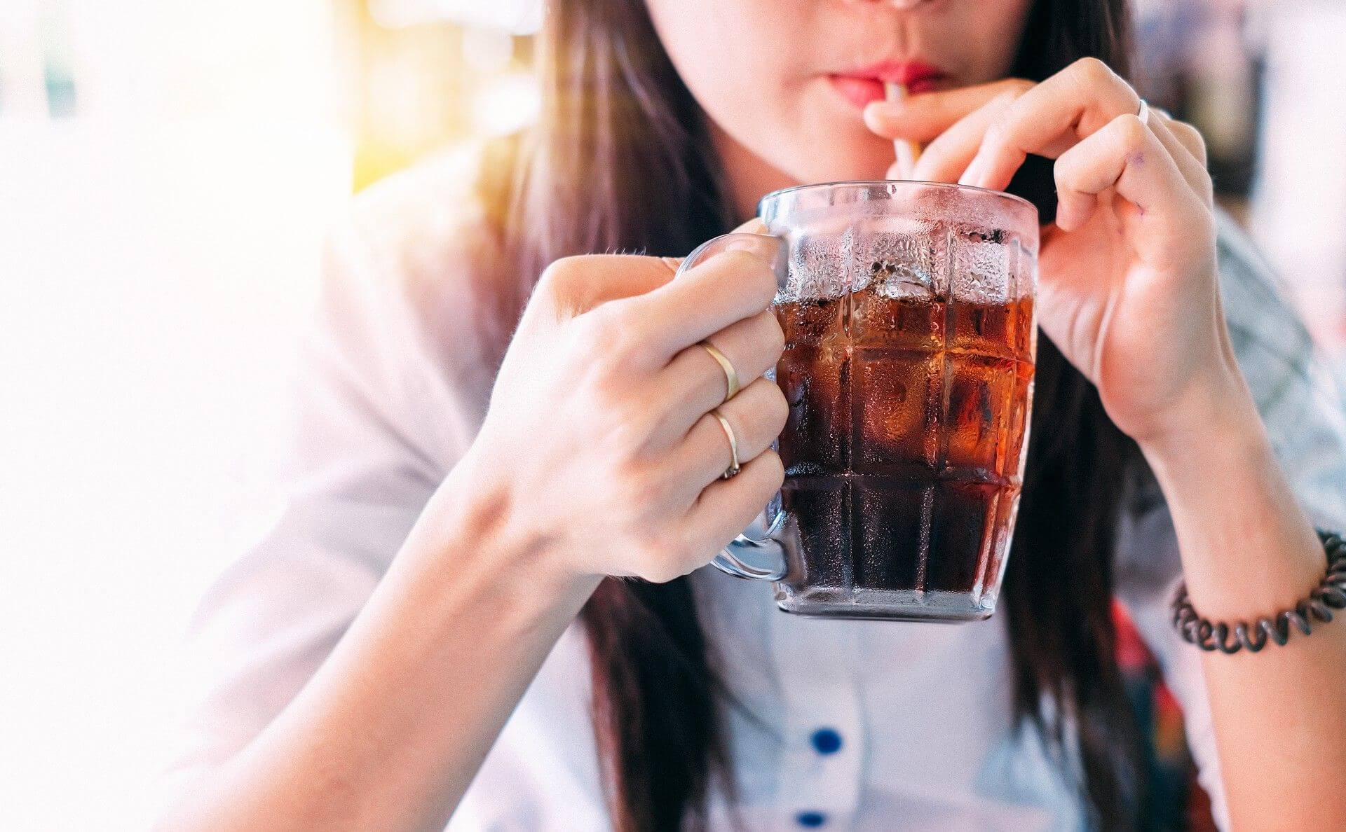 Maladies cardiovasculaires : les sodas plus nocifs que les sucreries ?