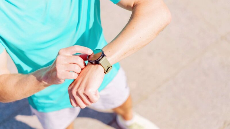 Montres connectées : des nids à microbes à votre poignet