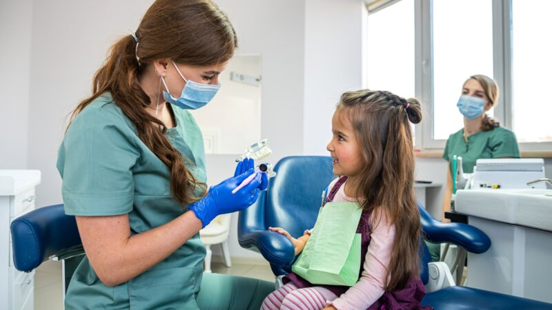 Orthodontie : à quel âge votre enfant doit-il consulter ?