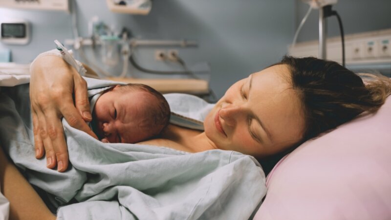 Après l’accouchement, quand reprendre une activité sexuelle ?