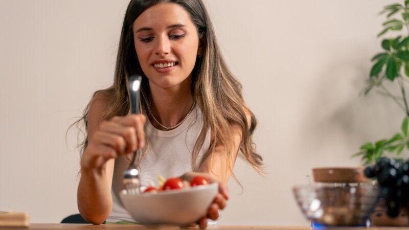 Manger en pleine conscience, c’est manger mieux