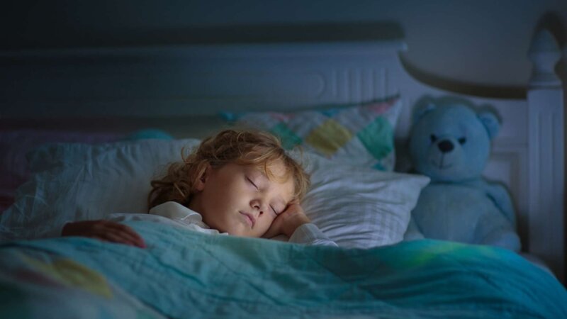 Les veilleuses peuvent-elles affecter le sommeil de votre enfant ?