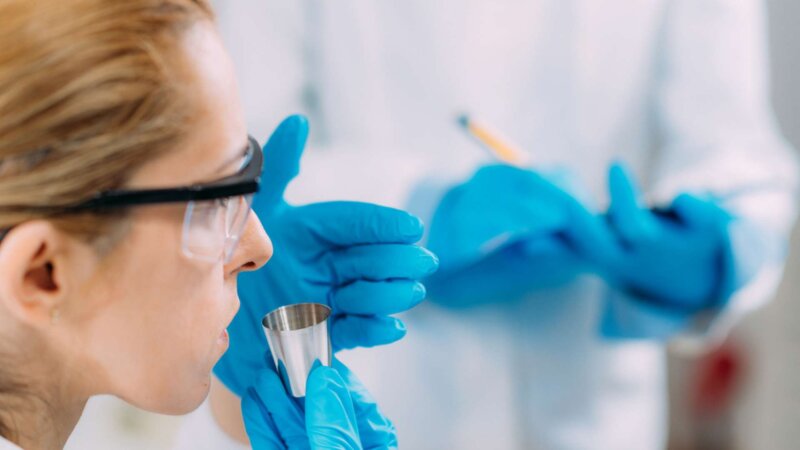 Un test olfactif pour détecter les risques de maladie d’Alzheimer