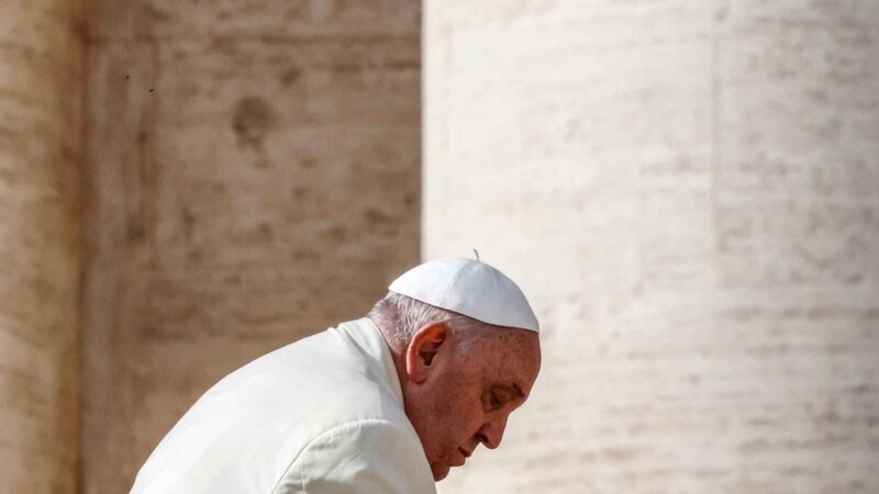 Décès du Pape François : ces problèmes de santé qui augmentent le risque d’AVC