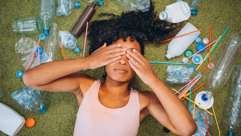 Qui souffre d’éco-anxiété en France ? Une première étude lève le voile.