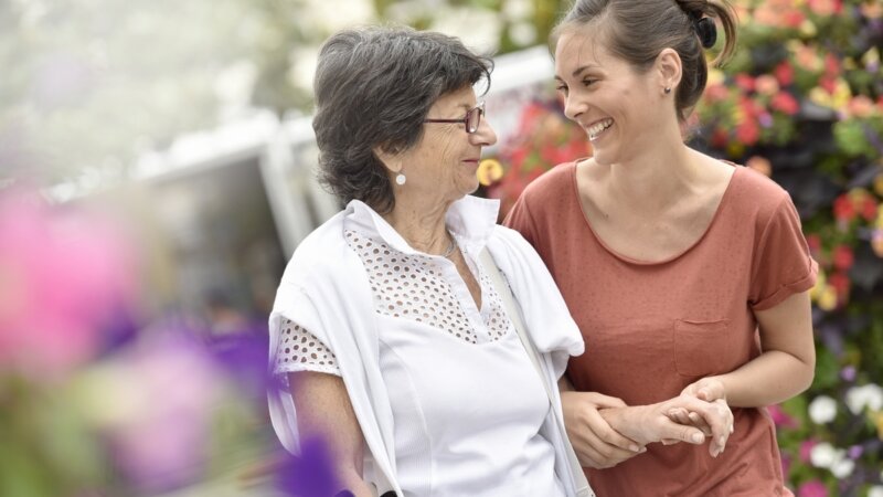Proches de personnes vulnérables et pharmaciens : un duo incontournable face à la COVID-19