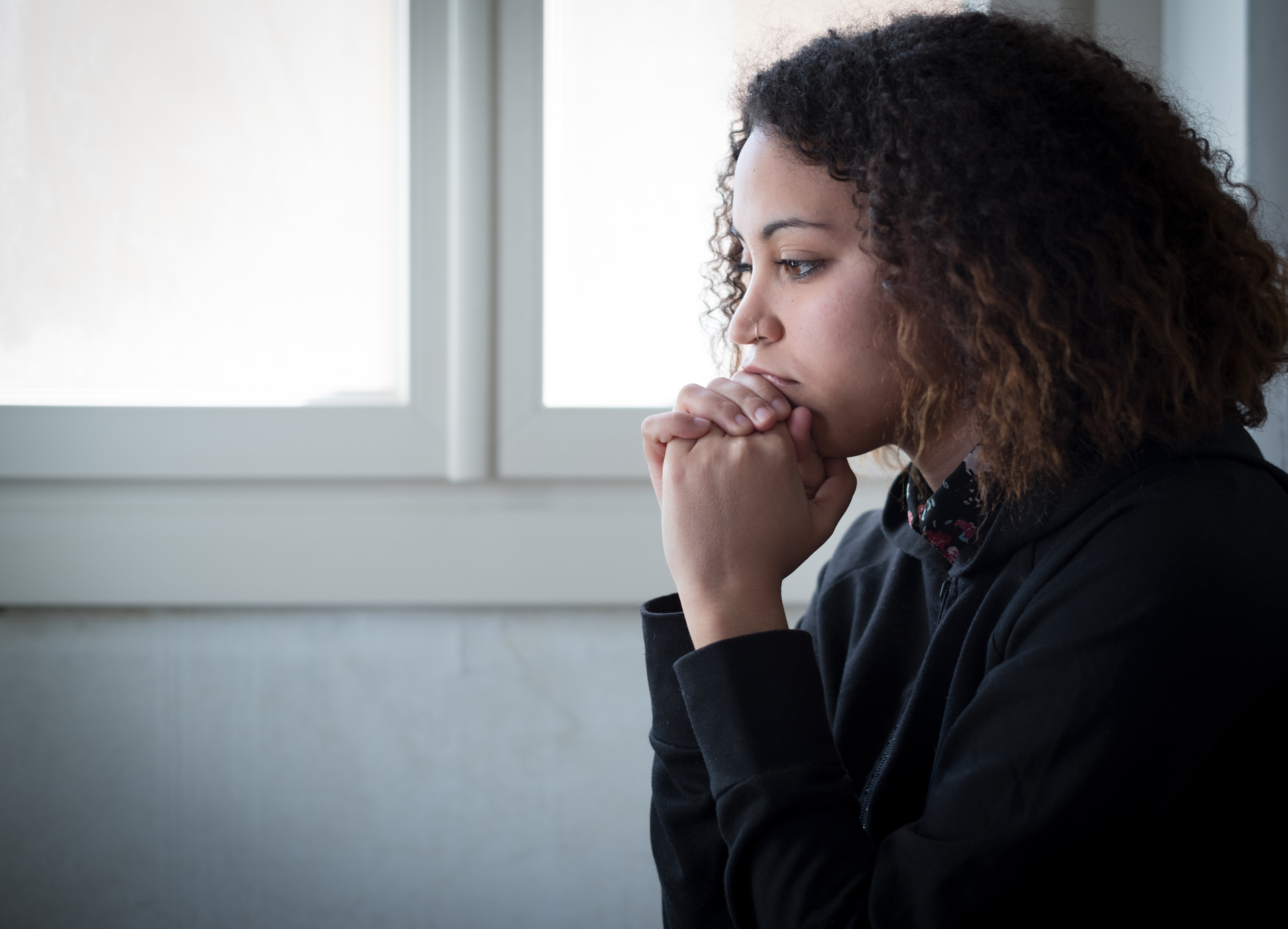 Pensées suicidaires : comment expliquer la dégradation de la santé mentale des Français ?