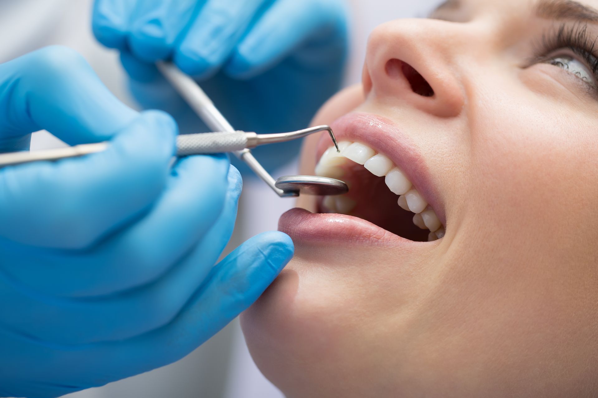 Santé bucco-dentaire : 5 idées reçues sur les dents