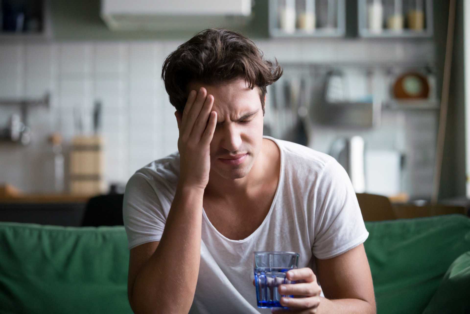 Pourquoi l’alcool donne-t-il mal à la tête ?
