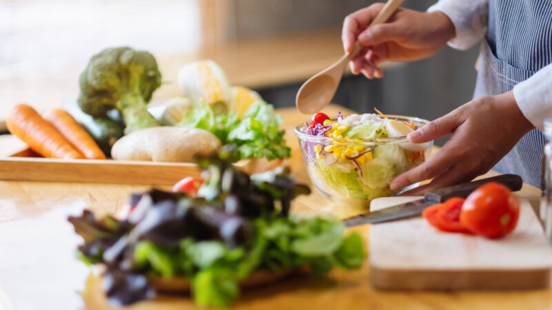 Nutrition : à quoi servent les électrolytes et où en trouver ?