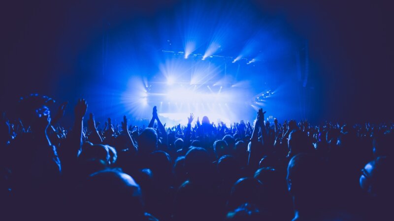 Saison des festivals : comment prendre soin de vos oreilles ?