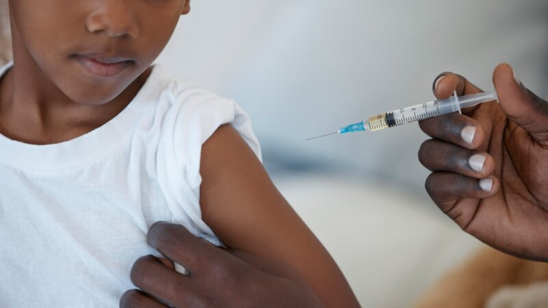 Ralentissement de la vaccination dans le monde : des millions d’enfants en danger