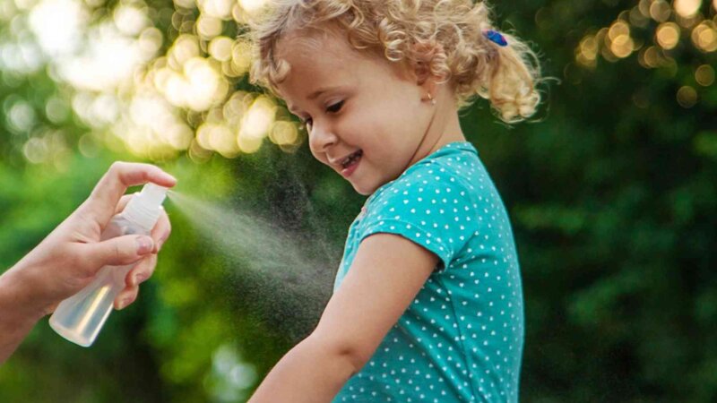 Produits anti-moustiques : comment choisir un produit sûr et efficace ?