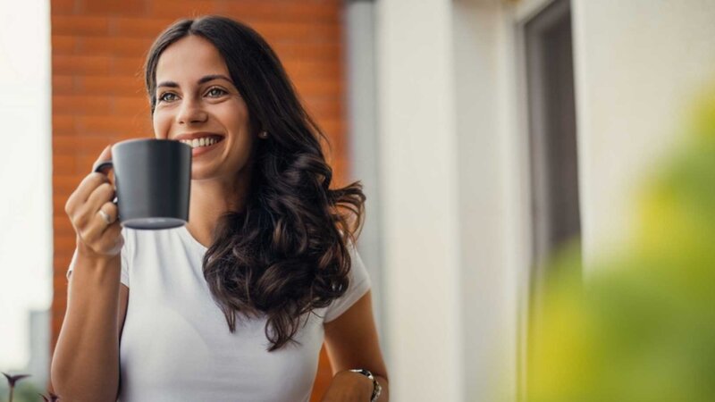 Canicule : le café et le thé peuvent-ils remplacer l’eau ?
