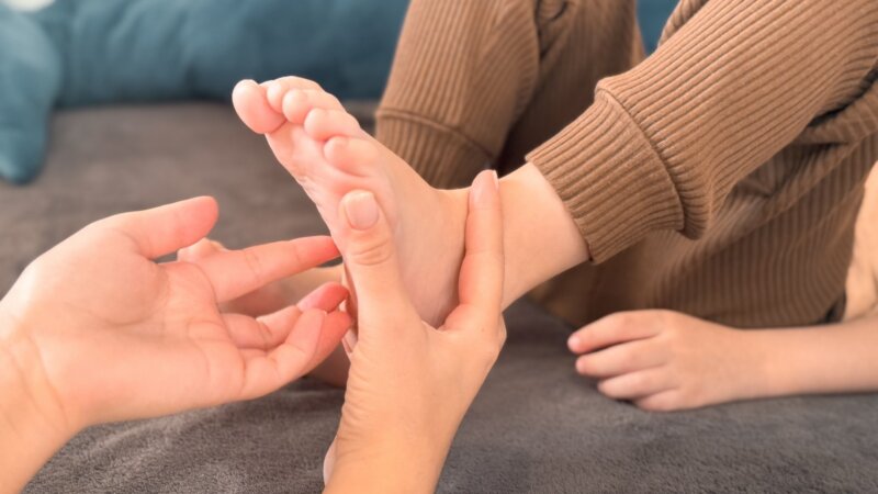 Pourquoi ne rit-on pas quand on se chatouille soi-même ?