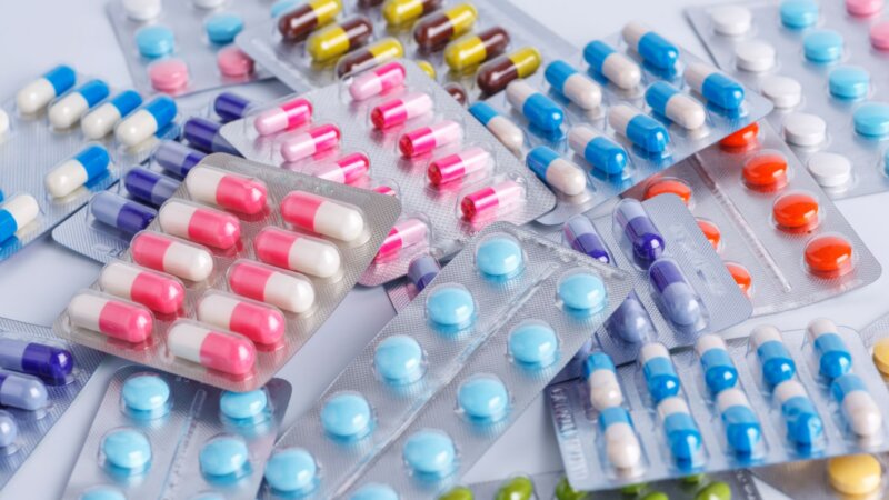 Médicaments : entre 561 millions et 1,7 milliard d’euros gaspillés par an