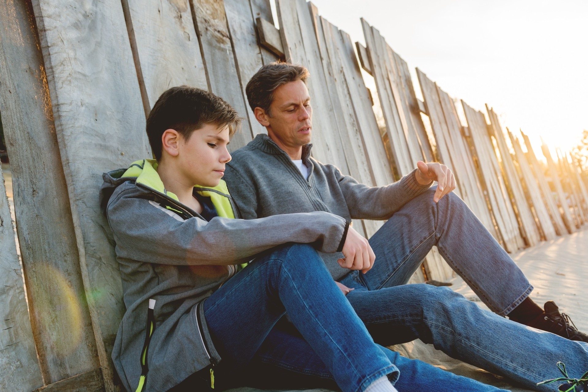 Mon ado a honte de moi : que faire ?