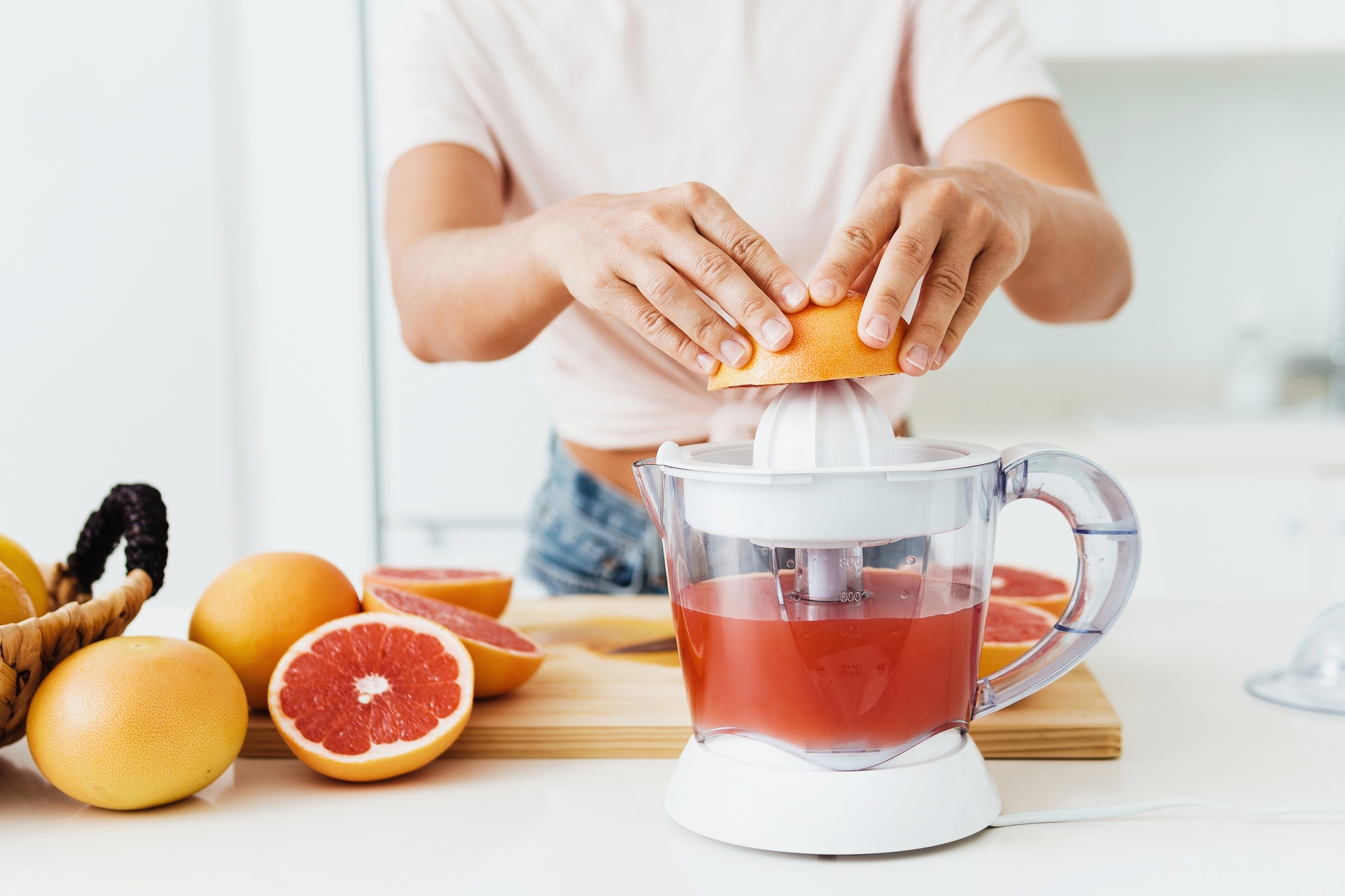 Médicaments et aliments : ces 6 cocktails à éviter