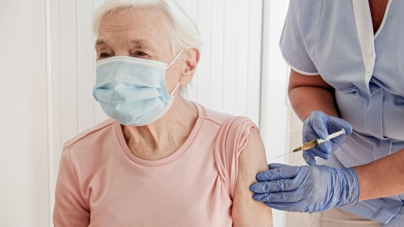 Variant “Frankenstein” : tout savoir sur la campagne de vaccination contre le Covid-19