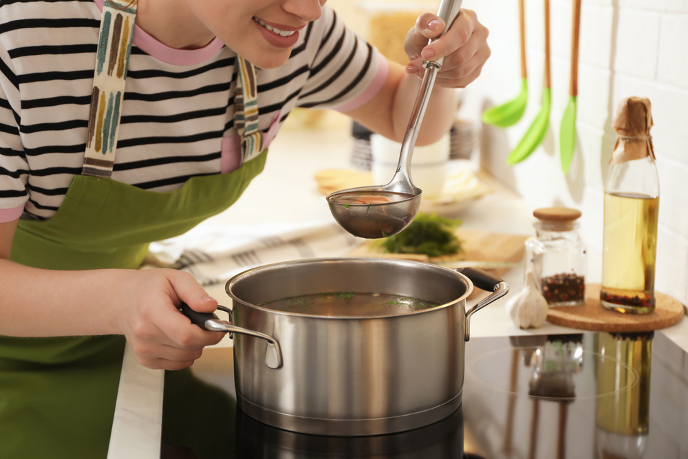 Le bouillon, un concentré de santé qui revient en force