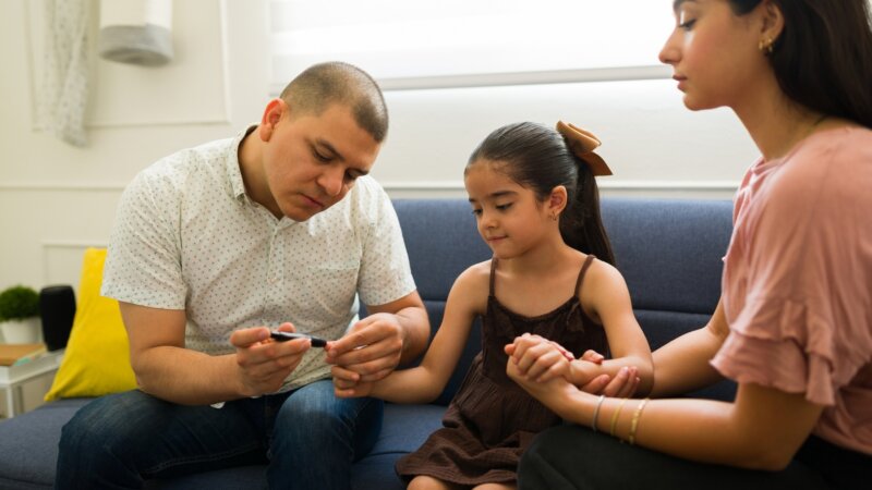 Diabète de type 1 : dépister tôt pour mieux protéger les enfants