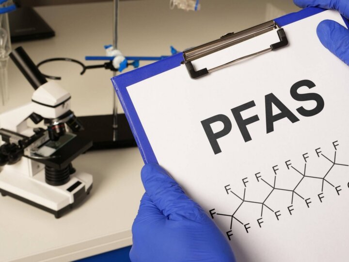 PFAS : les polluants éternels trop peu surveillés en France