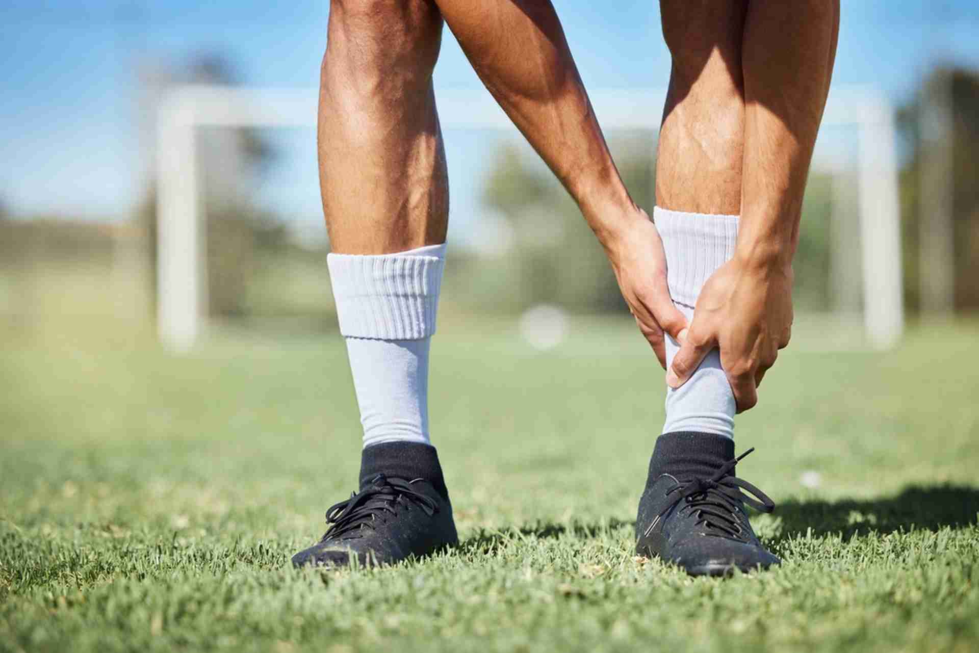 Pourquoi autant de footballeurs professionnels souffrent-ils d’arthrose ?