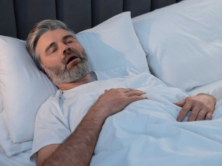 Apnée du sommeil : un « pacemaker » pour changer la vie des patients