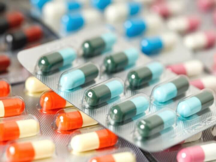 Les prescriptions d’antibiotiques sont reparties à la hausse en 2024
