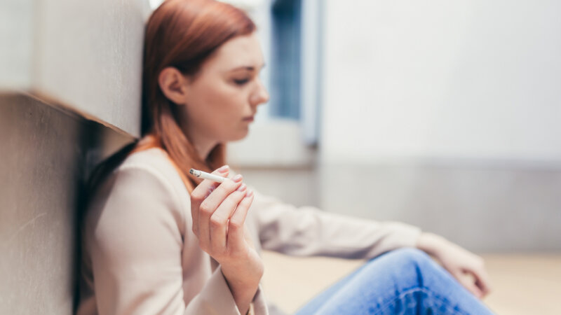 La cigarette aide-t-elle vraiment à gérer l’anxiété ou la dépression ?