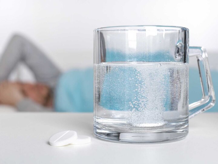 Des boissons « super-hydratantes » contre la gueule de bois : un mirage coûteux