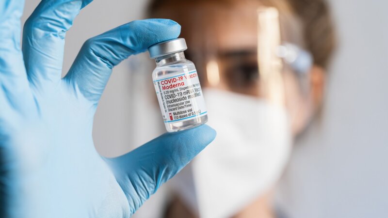 Vaccins à ARN messager contre le Covid-19 : pas de risque de mortalité accru après 4 ans de suivi