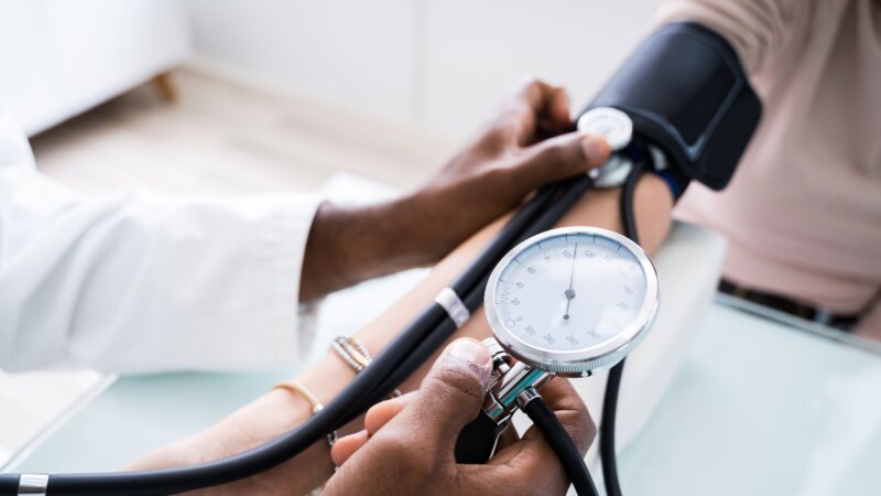 Hypertension artérielle : découverte d’une cause qui n’a rien à voir avec le stress ou le poids