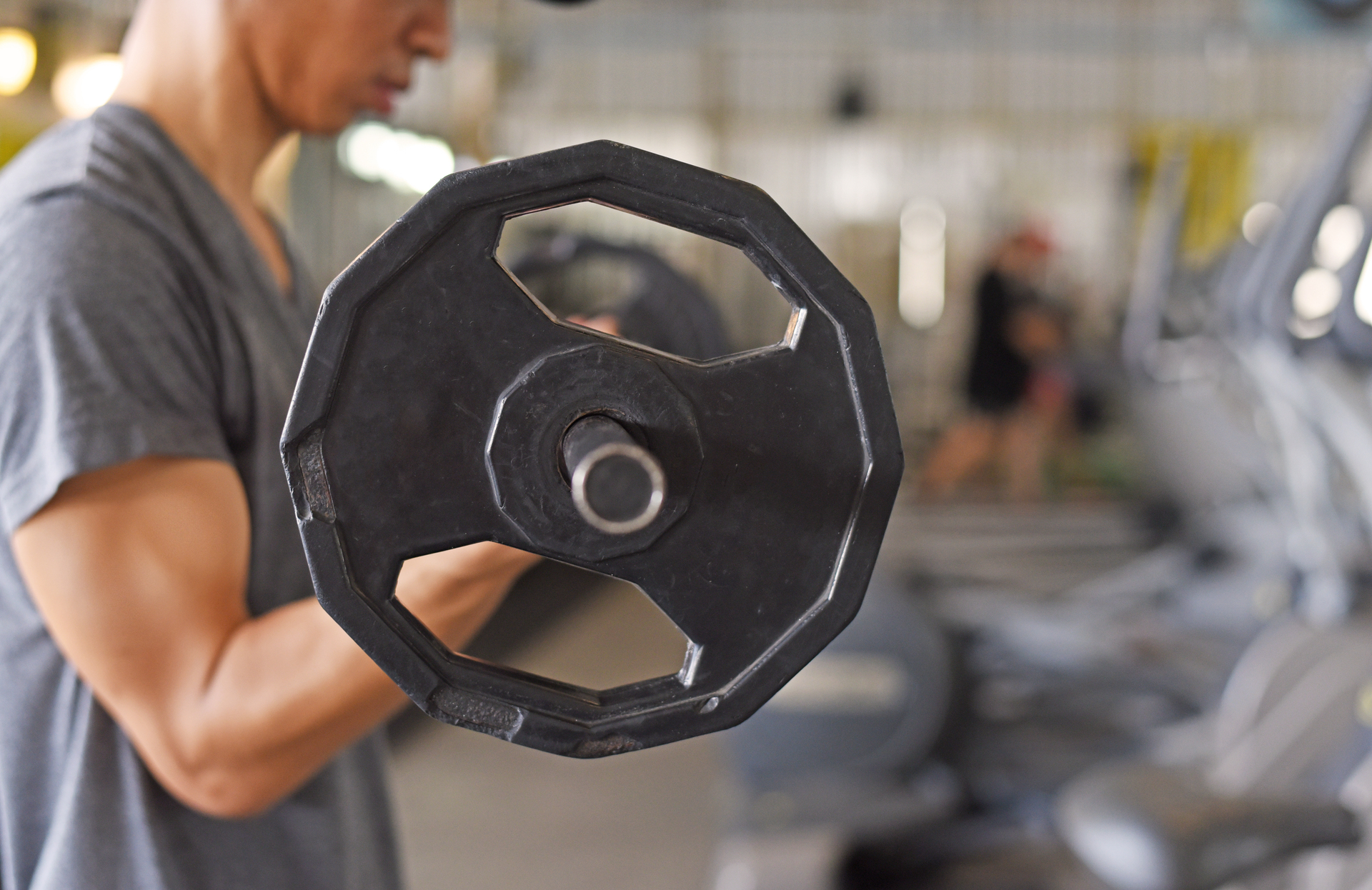 Musculation : comment agir face à un ado accro ?